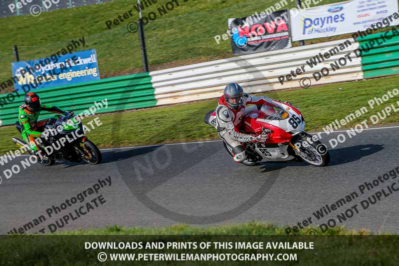 PJ Motorsport Photography 2018;enduro digital images;event digital images;eventdigitalimages;mallory park;mallory park photographs;mallory park trackday;mallory park trackday photographs;no limits trackdays;peter wileman photography;racing digital images;trackday digital images;trackday photos